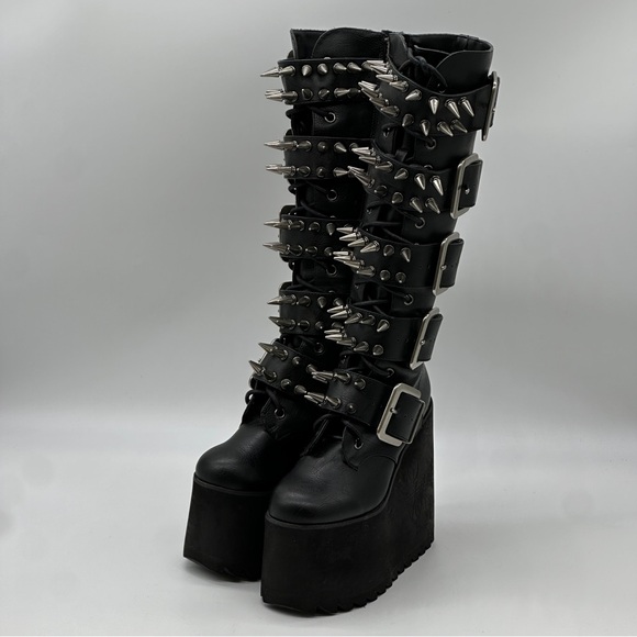 Widow Appetite for destruction Spiked Studded Platform Boot. Size 5 - Picture 4 of 9